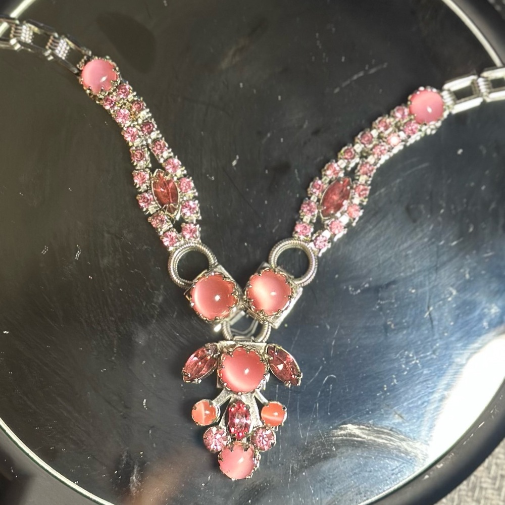 Elegant Shifting Pink and Silver Necklace